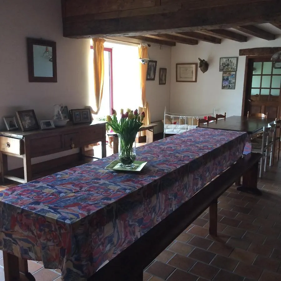 Maison Des Hirondelles Bed & Breakfast Bourseul 0*,