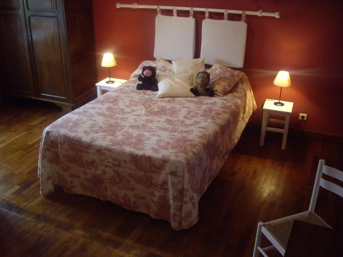 Maison Des Hirondelles Bed & Breakfast Bourseul