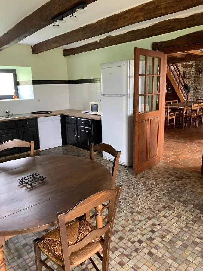 Maison Des Hirondelles Bed & Breakfast Bourseul